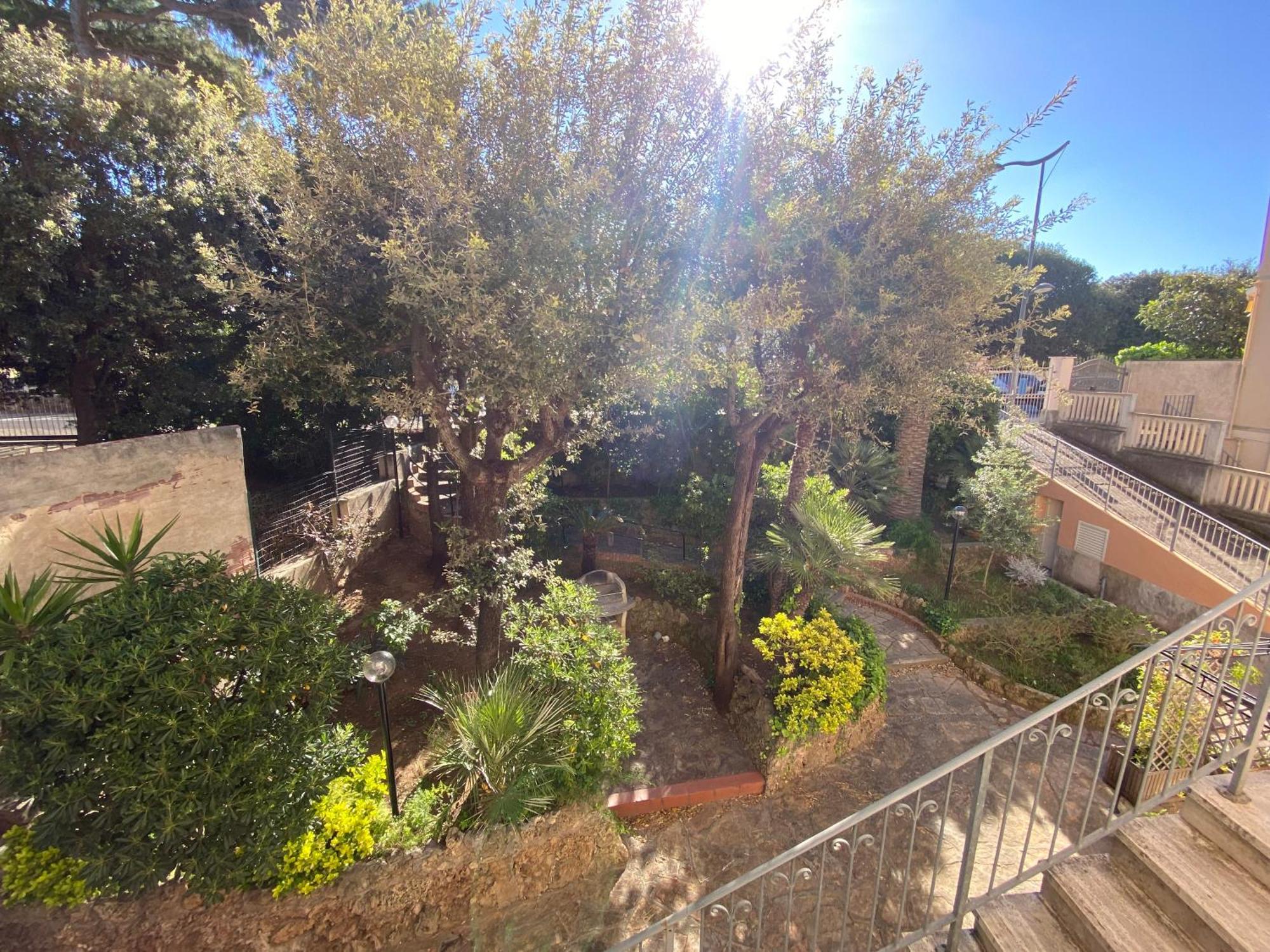 Villa Il Boschetto San Vincenzo Ngoại thất bức ảnh