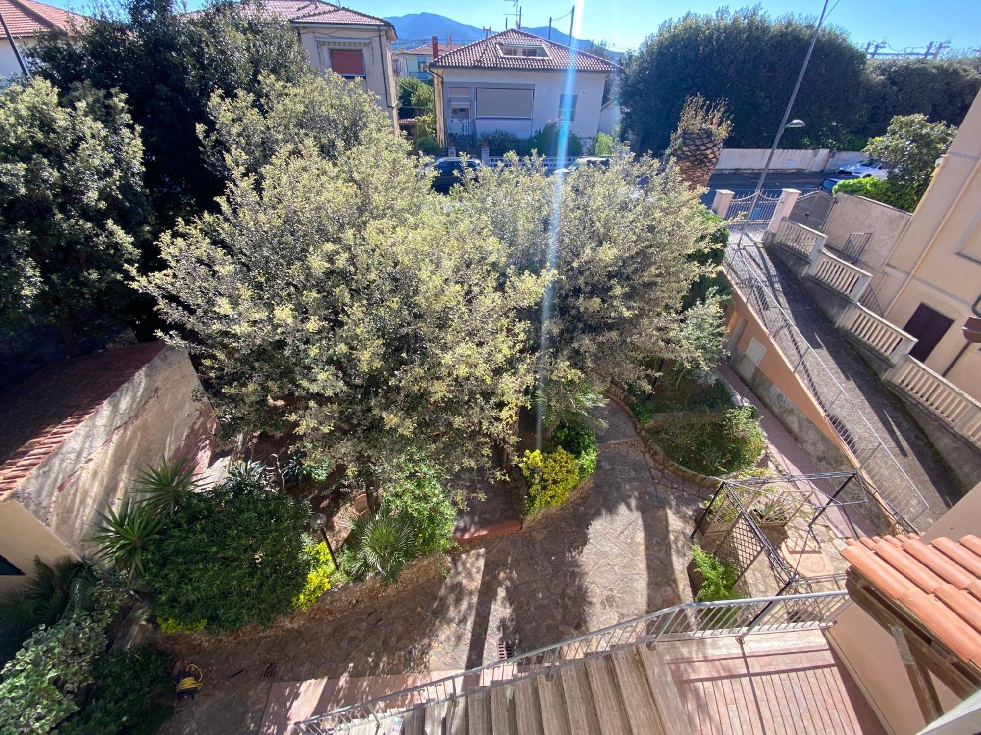 Villa Il Boschetto San Vincenzo Ngoại thất bức ảnh