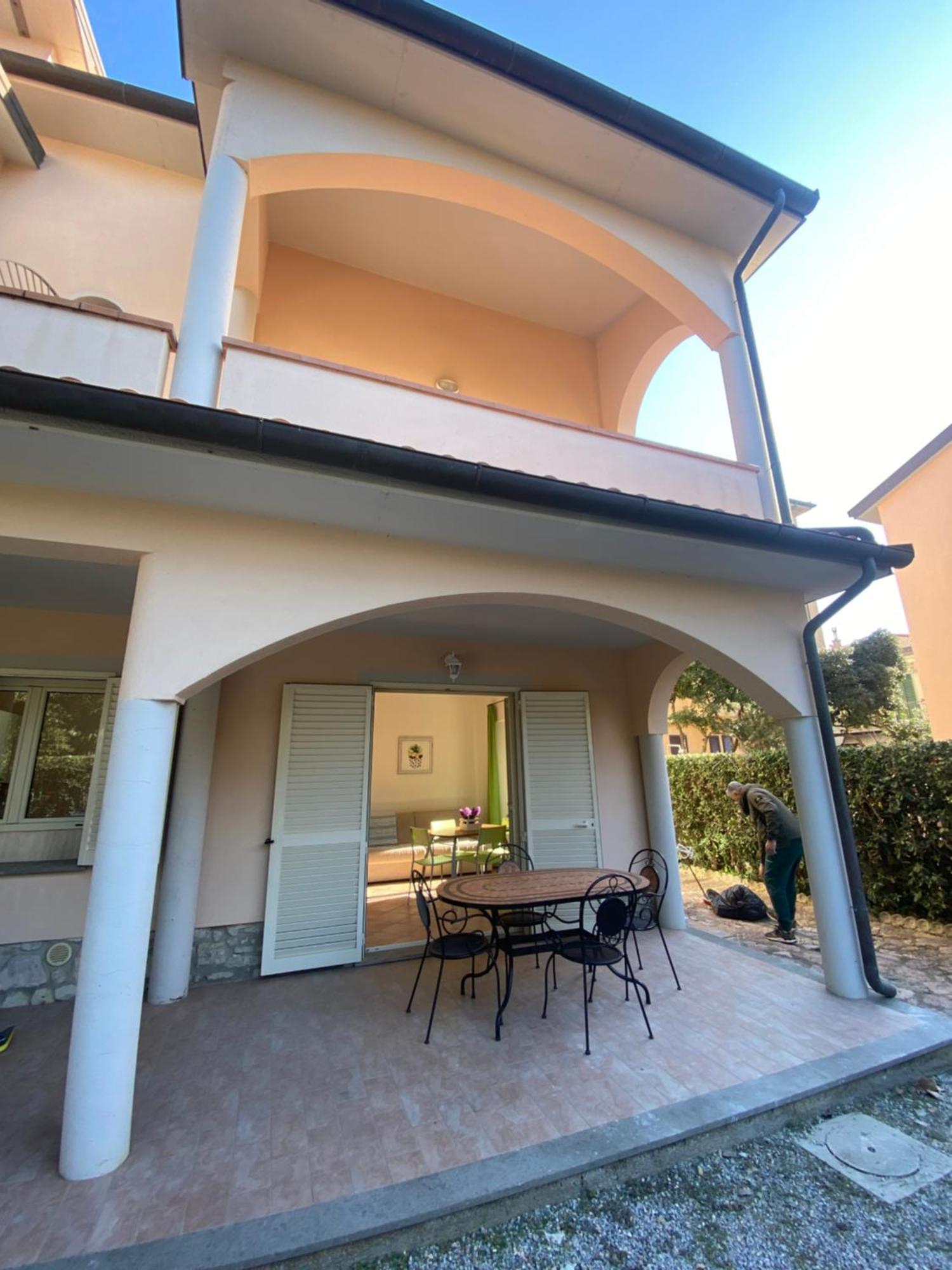 Villa Il Boschetto San Vincenzo Ngoại thất bức ảnh